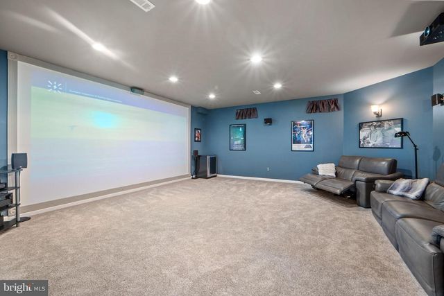 43423 MOUNTCASTLE DR, Chantilly, VA 20152