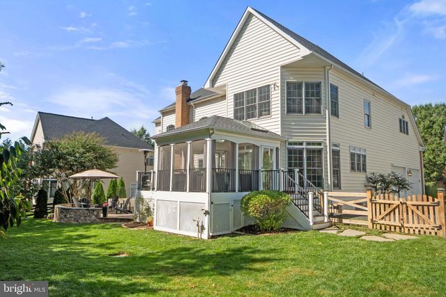 43423 MOUNTCASTLE DR, Chantilly, VA 20152