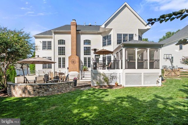 43423 MOUNTCASTLE DR, Chantilly, VA 20152