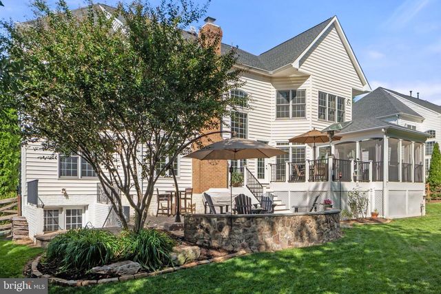 43423 MOUNTCASTLE DR, Chantilly, VA 20152