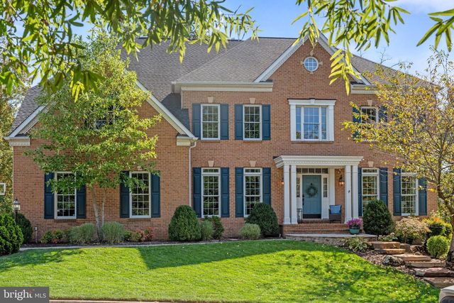 43423 MOUNTCASTLE DR, Chantilly, VA 20152