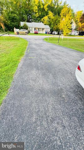 10925 MOORE ST, Waldorf, MD 20603