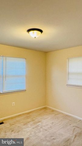 10925 MOORE ST, Waldorf, MD 20603