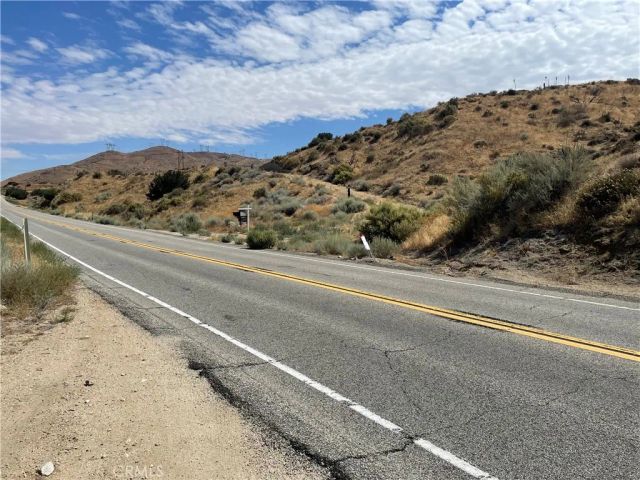32952 Angeles Forest Highway, Palmdale, CA 93550