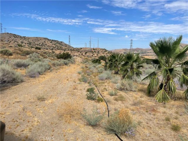 32952 Angeles Forest Highway, Palmdale, CA 93550