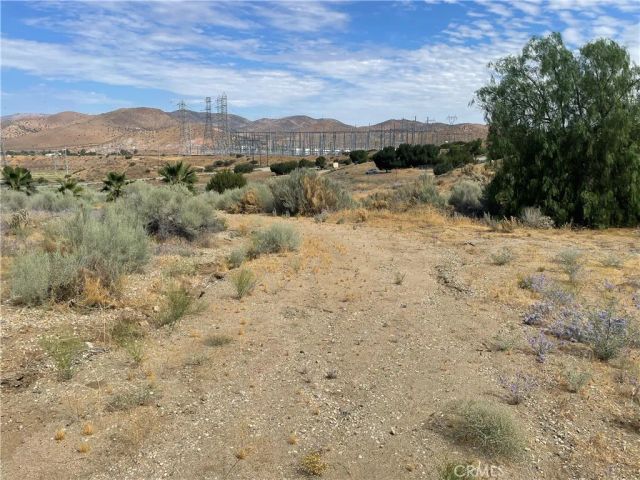 32952 Angeles Forest Highway, Palmdale, CA 93550