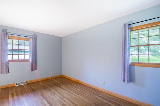 310 S Concord AVENUE, Watertown, WI 53094