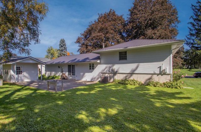 310 S Concord AVENUE, Watertown, WI 53094