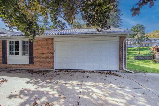310 S Concord AVENUE, Watertown, WI 53094