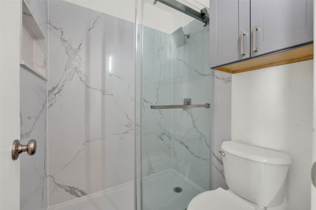 3121 Sondra Drive 205, Fort Worth, TX 76107