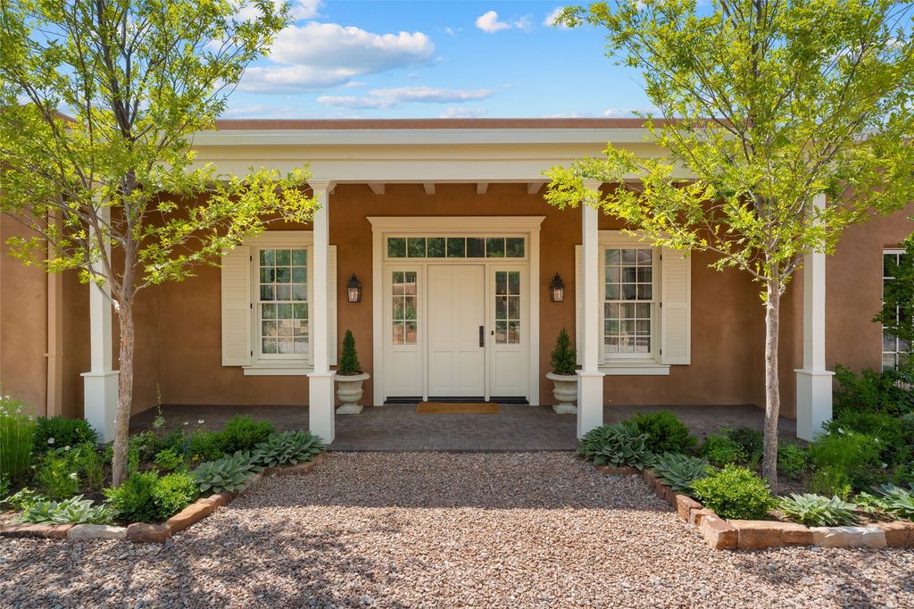 918-H Acequia Madre, Santa Fe, NM 87505