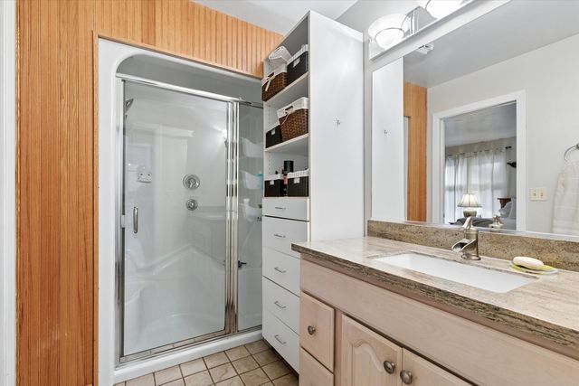 125 N Park Boulevard, Glen Ellyn, IL 60137