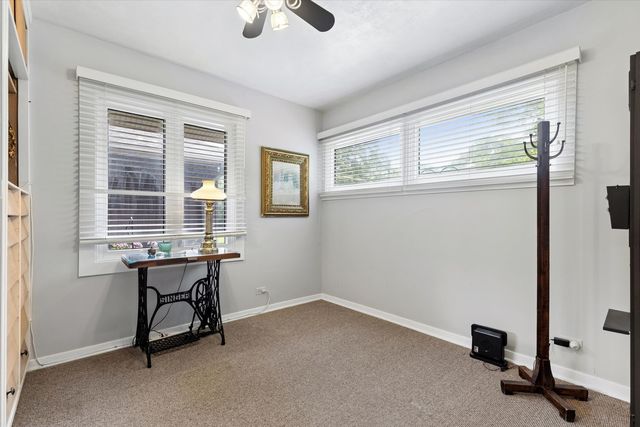 125 N Park Boulevard, Glen Ellyn, IL 60137