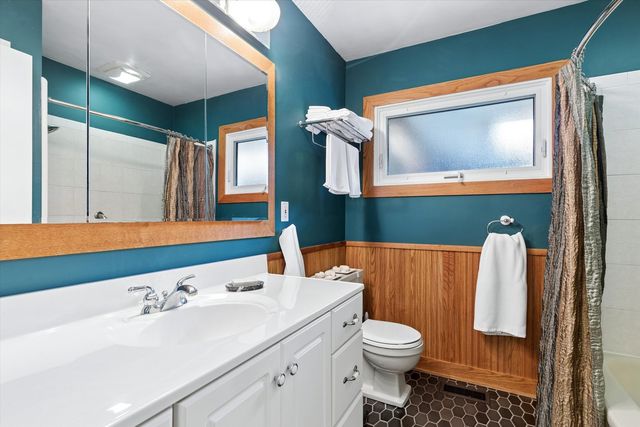 125 N Park Boulevard, Glen Ellyn, IL 60137