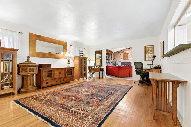 125 N Park Boulevard, Glen Ellyn, IL 60137