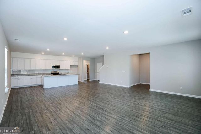 4355 Magpie Drive, Hoschton, GA 30548