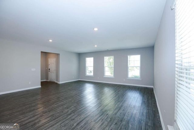 4355 Magpie Drive, Hoschton, GA 30548