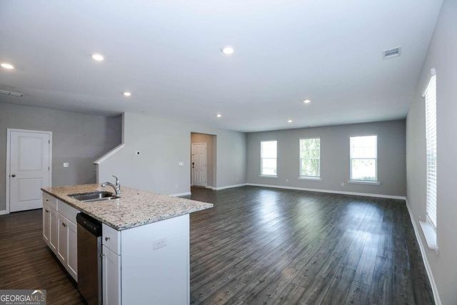 4355 Magpie Drive, Hoschton, GA 30548