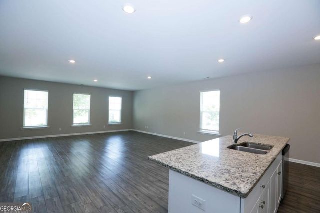 4355 Magpie Drive, Hoschton, GA 30548