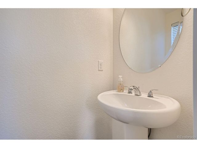 12901 King St, Broomfield, CO 80020