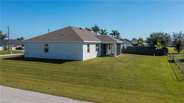 2244 NW 4th TER, Cape Coral, FL 33993