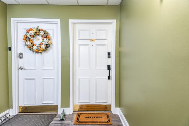 355 S Broadway 305, Lexington, KY 40508