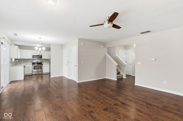 10870 Balfour Drive, Noblesville, IN 46060