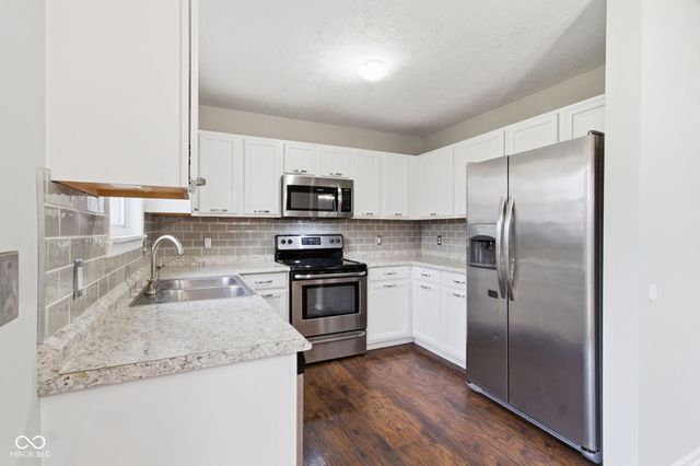 10870 Balfour Drive, Noblesville, IN 46060