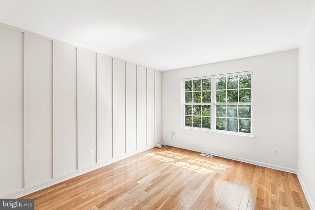 842 MARKET ST, Gloucester City, NJ 08030