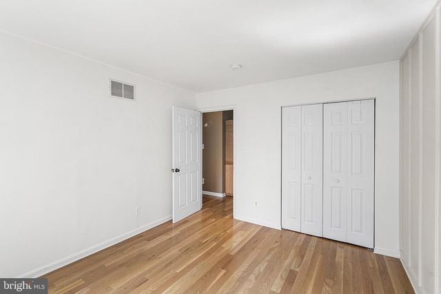 842 MARKET ST, Gloucester City, NJ 08030