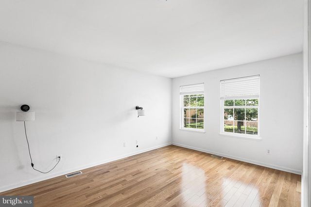 842 MARKET ST, Gloucester City, NJ 08030