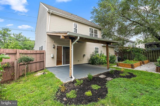 842 MARKET ST, Gloucester City, NJ 08030