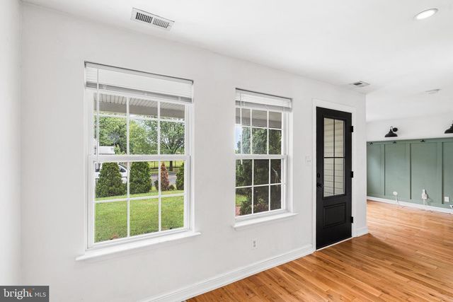 842 MARKET ST, Gloucester City, NJ 08030