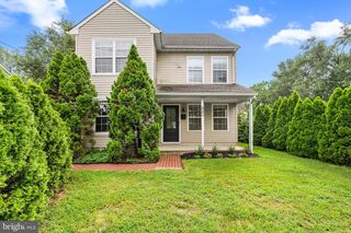 842 MARKET ST, Gloucester City, NJ 08030