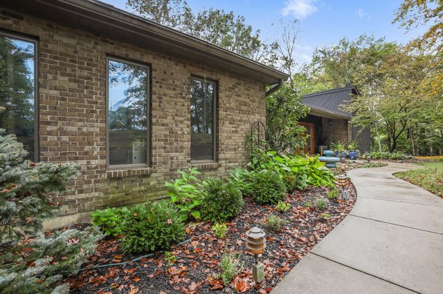 2709 Longbranch Road, Union, KY 41091