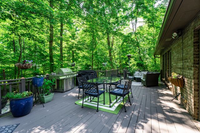 2709 Longbranch Road, Union, KY 41091