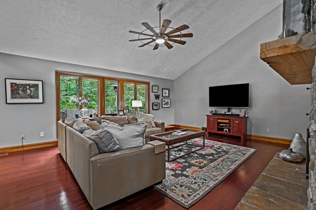 2709 Longbranch Road, Union, KY 41091