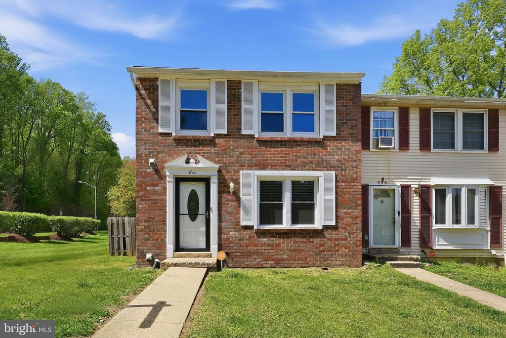 Image 1 of property listing at 366 POSSUM CT, Capitol Heights, MD 20743