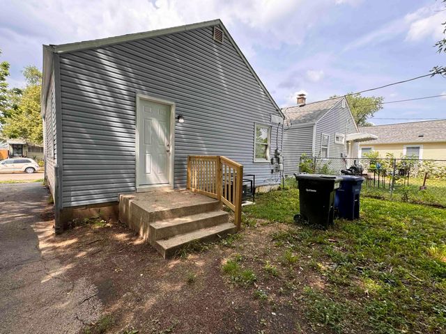 1433 E 19th Avenue, Columbus, OH 43211