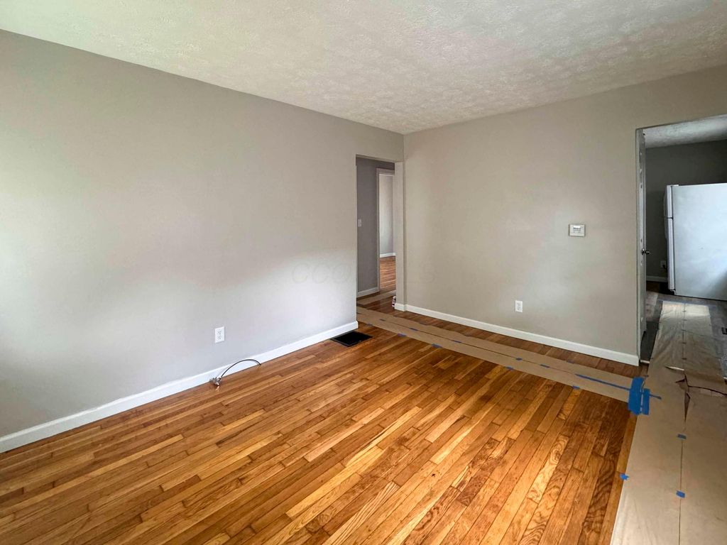 1433 E 19th Avenue, Columbus, OH 43211