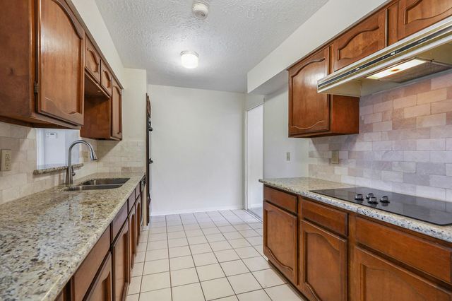 5039 Tain Drive, Houston, TX 77084