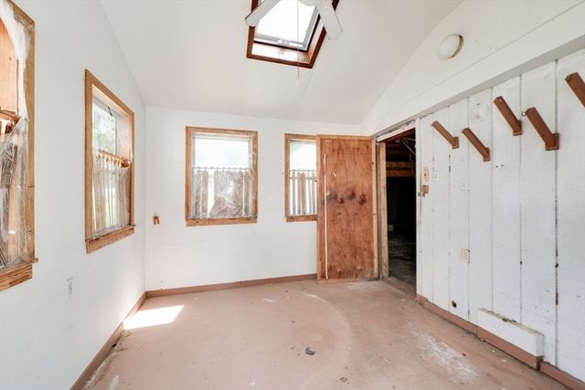 20 Forest Ave, Westfield, MA 01085