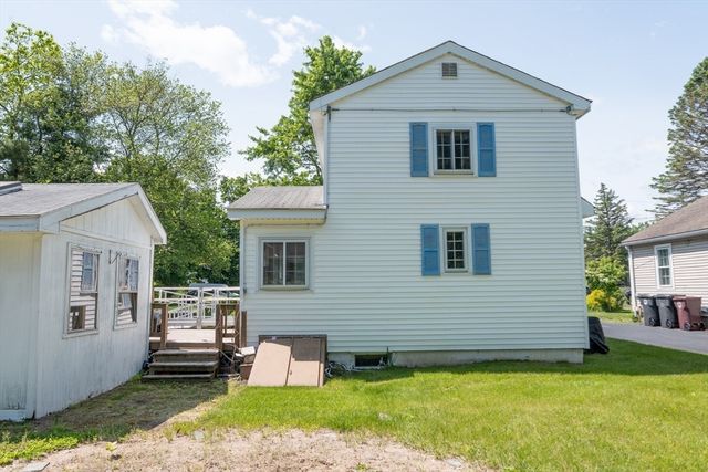 20 Forest Ave, Westfield, MA 01085