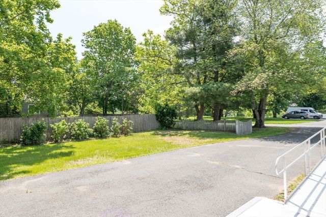 20 Forest Ave, Westfield, MA 01085