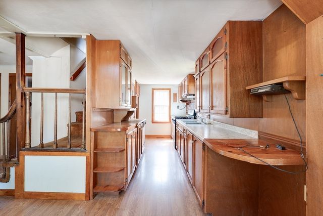 20 Forest Ave, Westfield, MA 01085