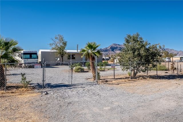 2140 Appaloosa Lane, Pahrump, NV 89060