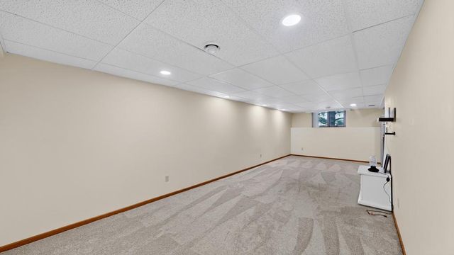 516 4th Avenue NE, Byron, MN 55920