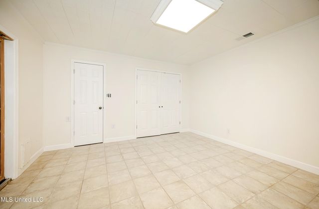 825 Graveline Road, Gautier, MS 39553