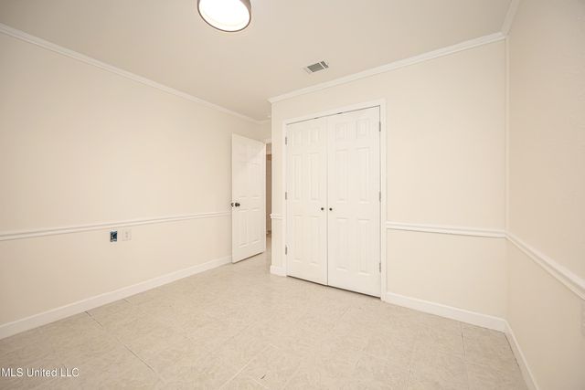 825 Graveline Road, Gautier, MS 39553