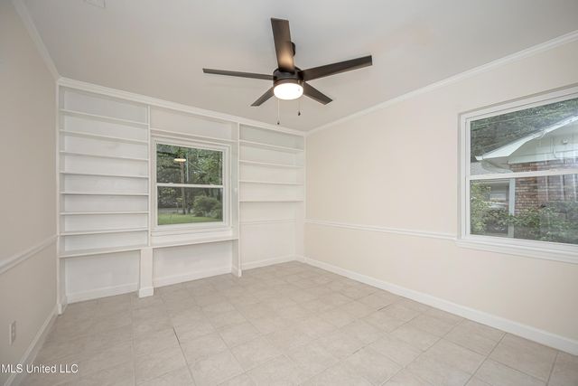 825 Graveline Road, Gautier, MS 39553